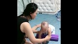 把儿子送小姨家一天，姥姥发来一段视频，心都要萌化了！