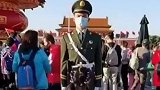 可爱的敬礼，有爱的回礼！