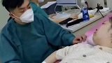 男子进产房只顾看媳妇，找不到孩子在哪