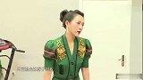 汪峰带女儿探班章子怡，国际章女儿不理我，委屈的样子好可爱！