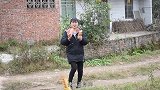 丫丫做了红烧猪蹄，炖熟天都快黑了，肉又多又香，太好吃了