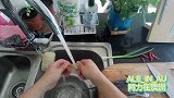香辣可口的红烧鲈鱼一人食一个人也要好好吃饭
