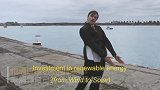澳大利亚一主持人发最古怪竞选视频：手舞足蹈后跳入海中