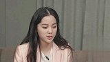 王源欧阳娜娜封面合体，穿同款毛衣置身丛林，好似精灵和王子