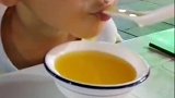 打又怕扼杀了你天真无邪的童年，不打我又的确手痒