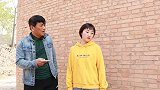 短剧：父亲为了5万逼女儿嫁给村长傻儿子，新婚次日女儿跪谢父亲