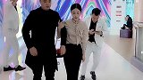 碰我可以，碰我女人不行，哪怕是一根手指头都不行，