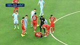 亚冠-17赛季-16强次回合-第9分钟受伤 拉米雷斯蔡慧康飞铲对脚 上港兽腰受伤倒地难以坚持-花絮