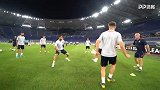 前申花旧将！欧联杯伊斯坦布尔备战罗马 登巴巴即兴脚后跟射门