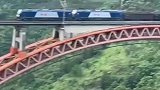 中国不愧是基建狂魔！水柏铁路北盘江大桥，跨河谷立绝壁