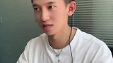 听障小伙安装人工耳蜗，第一次听到声音又开心又怕