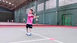 杜江晒嗯哼打网球，动作帅气如网球少年！