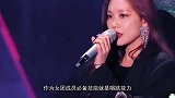 有种女团身材叫张含韵，7天练出马甲线，穿“毒汁袜”大秀曲线