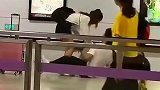 这是爱情么，感觉好幼稚呀！