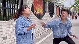 不好意思哥们，你俩这波操作我没忍住笑场了！