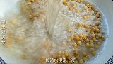 一碗大米加一把黄豆，搅一搅不用发酵，香酥美味，几天不吃馋得慌