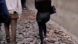 地上全是铁块，涨见识了