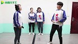 短剧：同学们玩“你比划我来猜”，赢得奖励无硼砂泥，过程太逗了