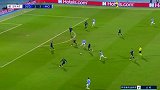 第60分钟曼城球员福登射门 - 打偏