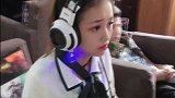 二毛说要回家，网管说玩游戏怎么能分心，没想到她竟然这样