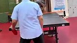 这性格太吸粉了！文班亚马中国行打乒乓球
