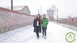 小伙带兄弟去相亲，不料兄弟相中媒婆了，结局笑翻了