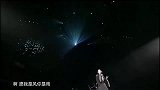 王菲演唱会现场，万人合唱《微风细雨》，全场太嗨了，好听到醉