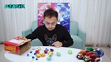 心奇陀螺和小Q陀螺大对战 根本不是心奇陀螺对手