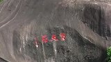 三亚一农村一块神奇的石头，石下隐藏一个洞，曾救全村70多人