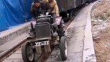 拖拉机：我何德何能啊！居然拉火车