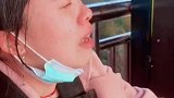 女子体验蹦极前失声痛哭，成年人的世界有太多的崩溃！