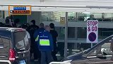 拉菲尼亚启程前往马德里 为队友们加油助威