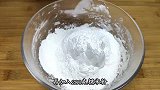 2碗糯米，开水一烫，教你炸空心麻团，不开裂不塌陷，个个空心