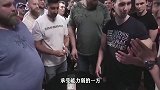 一个养蜂人参加打脸比赛，一巴掌“扇晕”对手，成功获得奖金