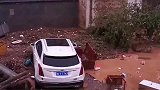 郑州水灾让车主损失惨重，卖二手车都要大打折扣