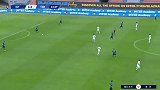 第3分钟都灵球员扎扎射门 - 打偏