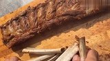 排骨这样吃太爽了，去掉骨头超利索，你想吃吗？