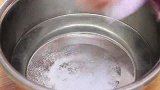 洋葱怎样做好吃，教你1招，降压降脂又补脑，越吃越健康！