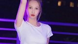 女生的迷惑行为：温度越低穿的越少