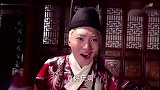 公园一角现霸凌一幕，当时狗：本来玩的好好的，突然就对我起歹心