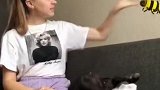 我家狗子最喜欢吃骨头了。