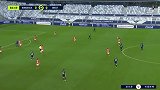 第66分钟波尔多球员德普雷维尔射门 - 击中门框