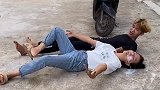 高手过招，谁躺的更狠谁就赢了