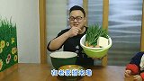 韭菜鸡蛋豆腐粉条拌馅，奶爸包包子，鲜到没朋友！连吃五个还想吃