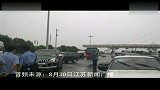 南京一客车被劫持 人质已获救
