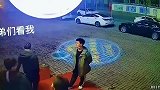 教会徒弟饿死师傅，小伙兄弟们，看我流批不流批