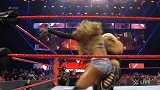 WWE-17年-RAW第1248期：单打赛布鲁克VS福克斯-全场