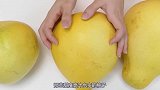 冬天买柚子，3招教你挑“不倒翁”，汁多味甜，保准个个都好吃