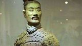 专家称其为“绿面跪射俑”，其造型就是一个单膝跪地射箭的士兵安速五虎战队手势舞  安速官方