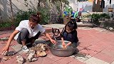 小媳妇深山捡回奇石，清洗后个个惊艳无比，网友直呼：太漂亮了
